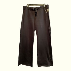 Woman pants large legs